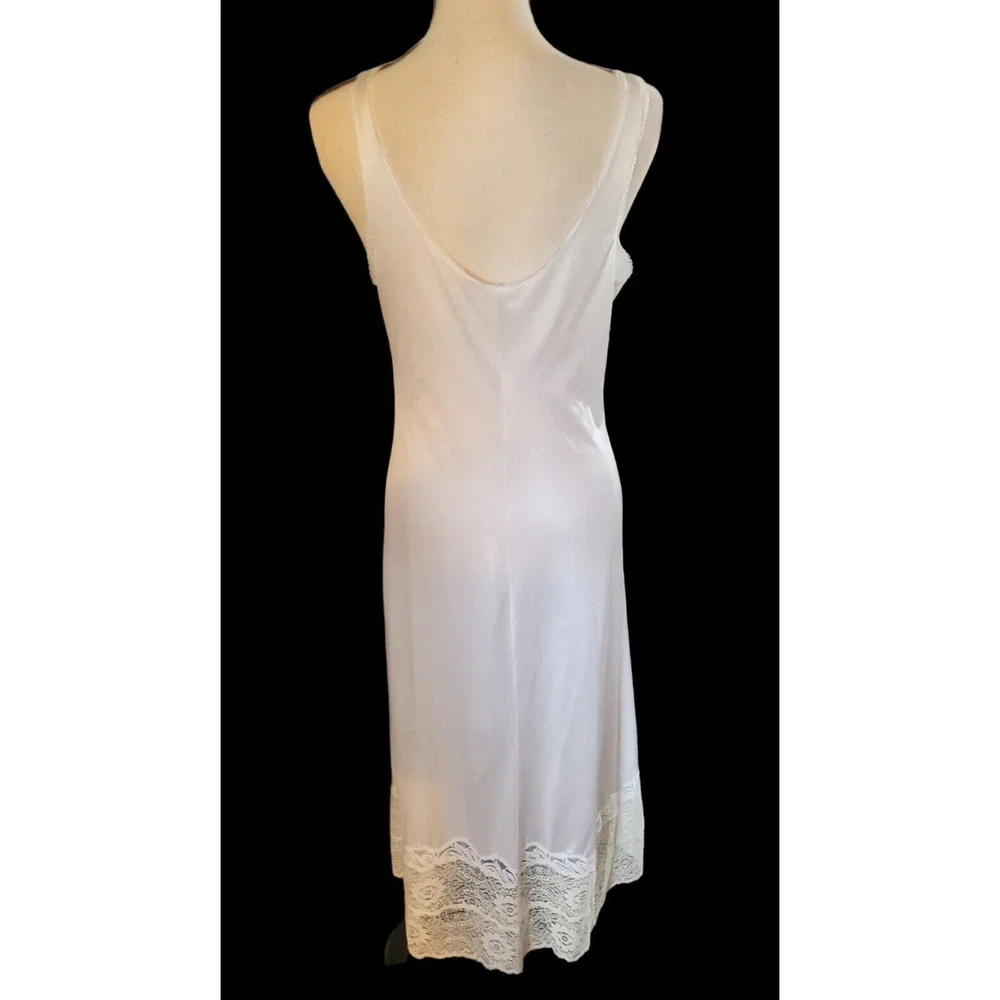 Vintage Van Raalte Ivory Cream Nylon & Lace Long Nightgown Sz S